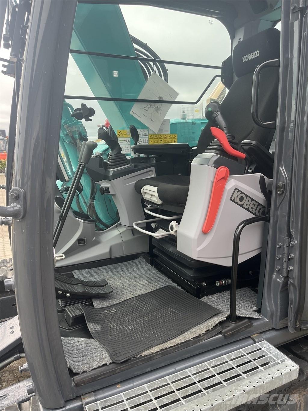 Kobelco SK 75 SR Midi rýpadla 7t - 12t