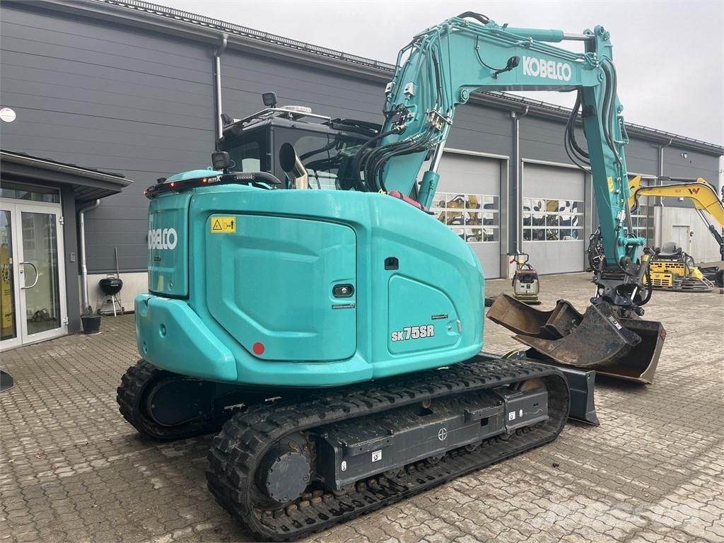 Kobelco SK 75 SR Midi rýpadla 7t - 12t