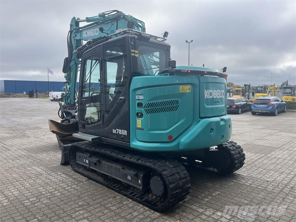Kobelco SK 75 SR Midi rýpadla 7t - 12t