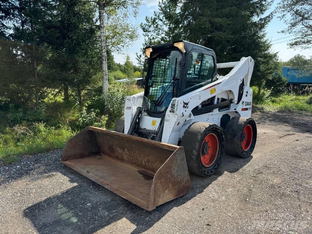 Bobcat S 850 Smykem řízené nakladače