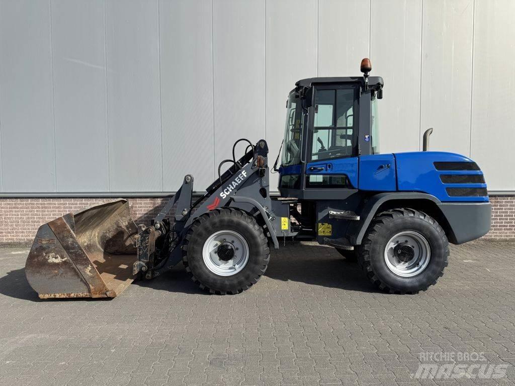 Schaeff TL100 Kolové nakladače