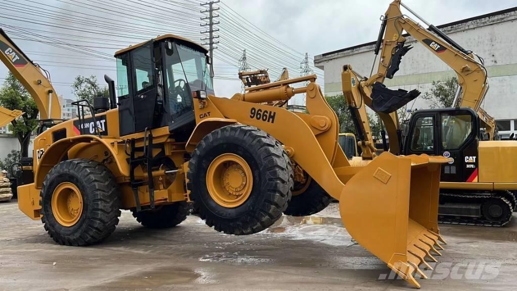 CAT 966 H Kolové nakladače