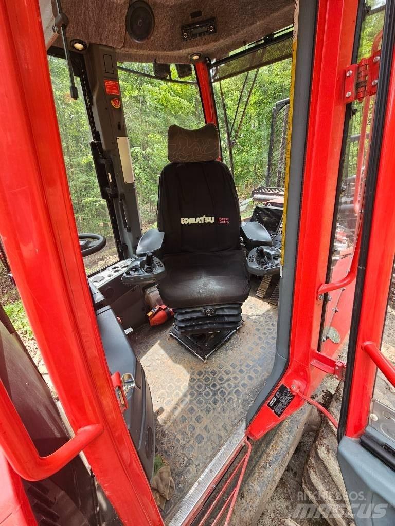Komatsu 875 Vyvážecí traktory
