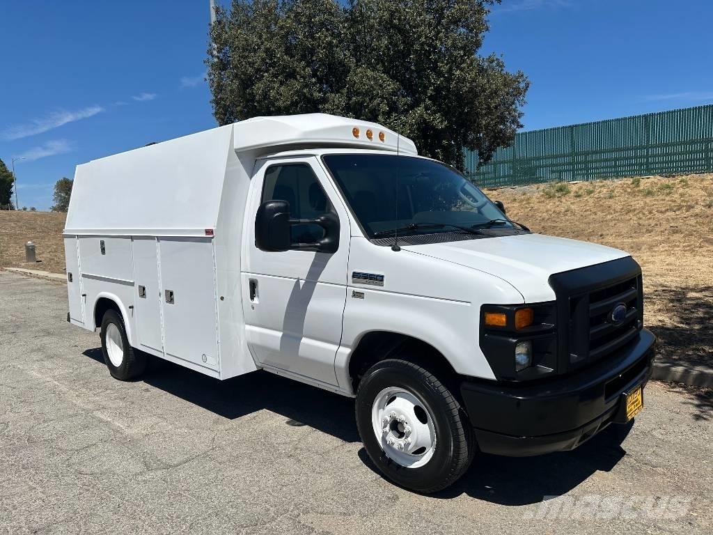 Ford Econoline E-350 Pick up/Valník