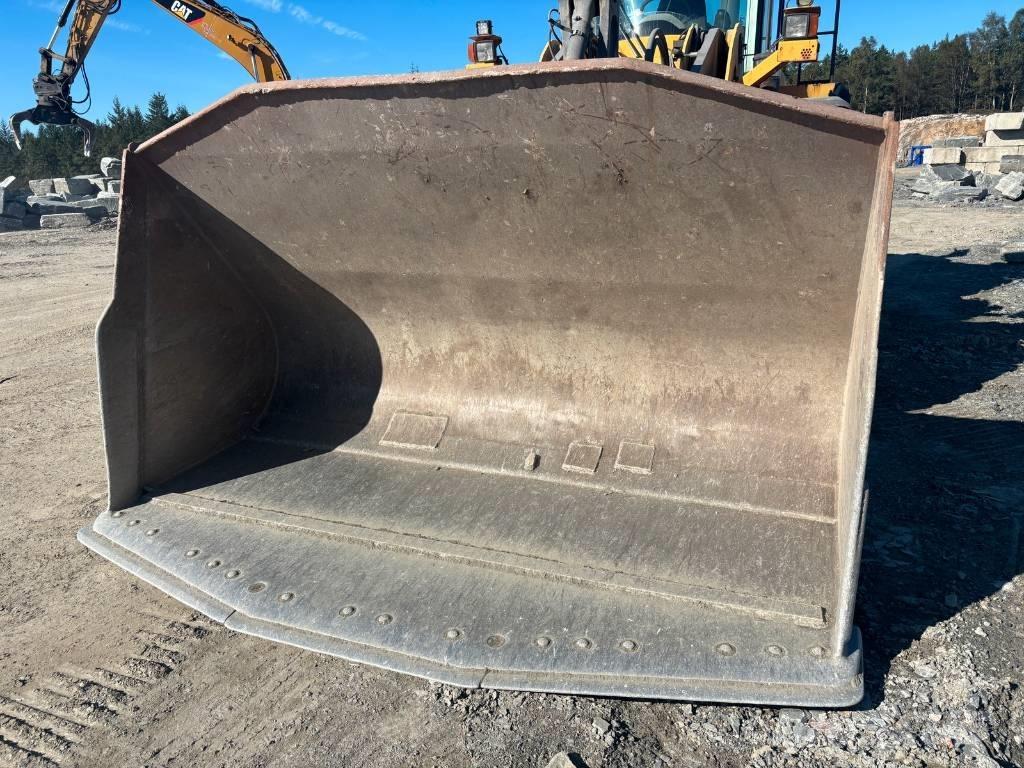 Volvo L 180 G Kolové nakladače