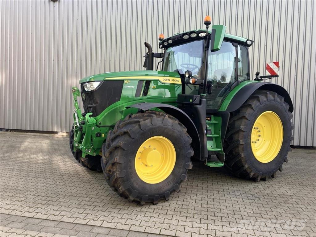 John Deere 6R 215 Traktory