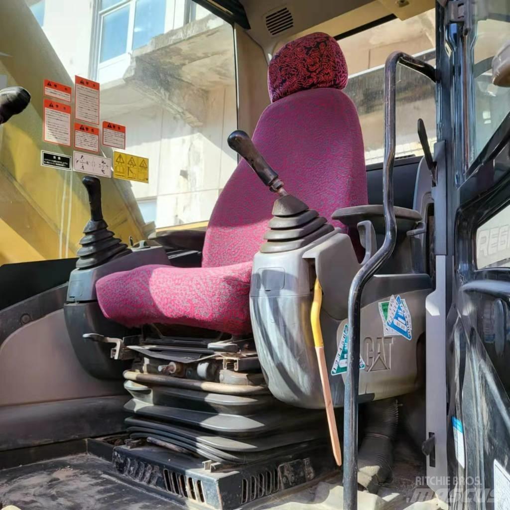 CAT 329 D Pásová rýpadla