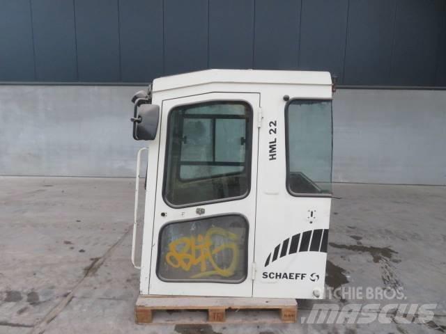 Schaeff HML 22 Kabiny a interiér