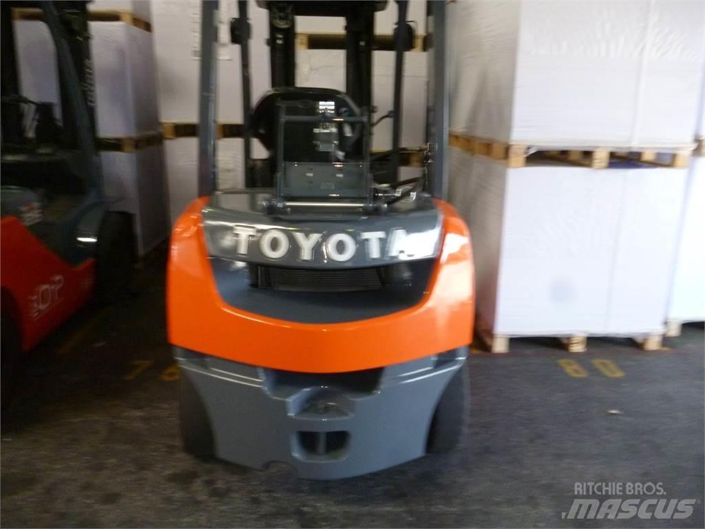 Toyota 02-8FGF25 LPG vozíky
