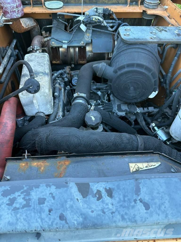 CASE SR 250 Smykem řízené nakladače
