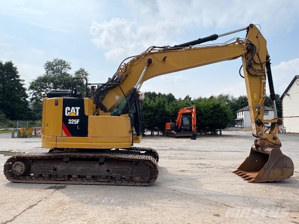 CAT 325 FL CR Pásová rýpadla