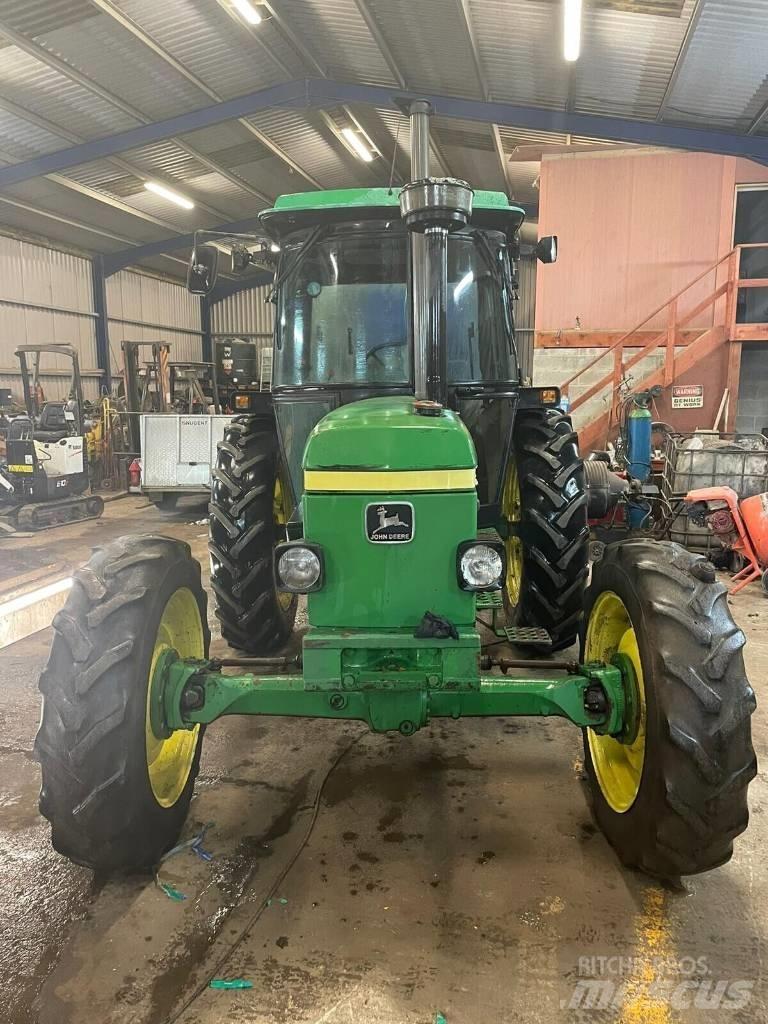 John Deere 2650 Traktory