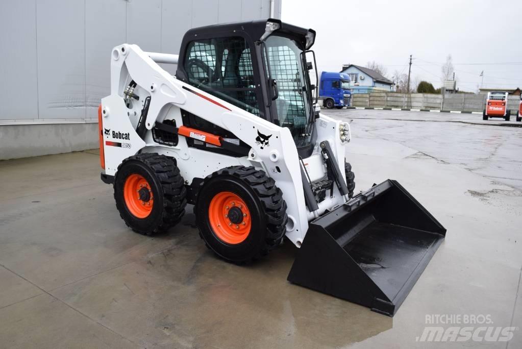 Bobcat S 650 Smykem řízené nakladače