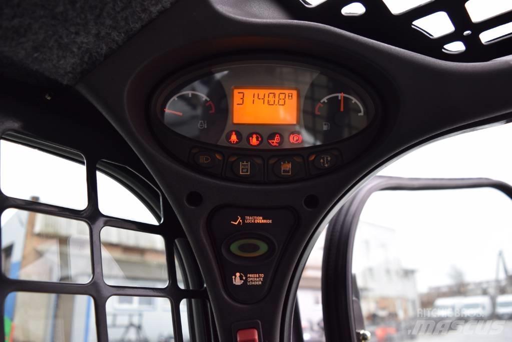 Bobcat S 650 Smykem řízené nakladače