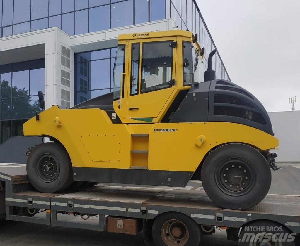Bomag BW 24 R H Pneumatikové válce