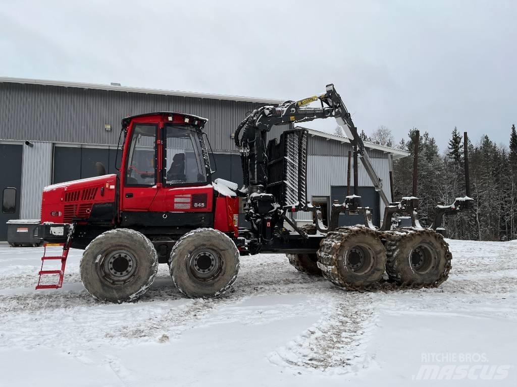 Komatsu 845 Vyvážecí traktory