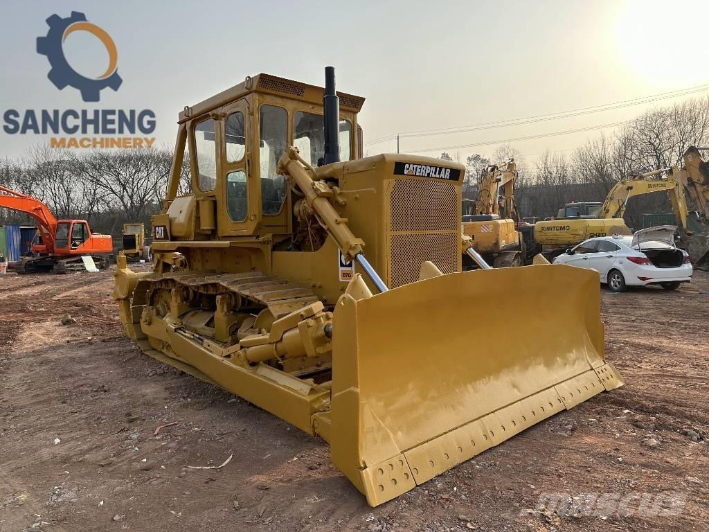 CAT D 7 G Pásové dozery