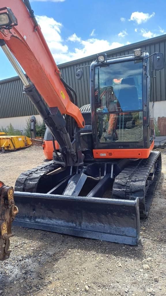 Kubota KX 080-4 Midi rýpadla 7t - 12t