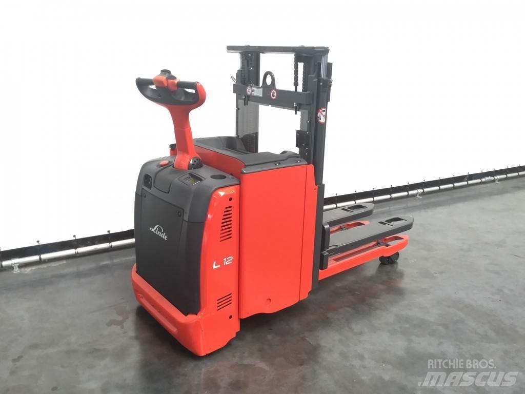 Linde L 12 L Ručně vedené vysokozdvižné vozíky