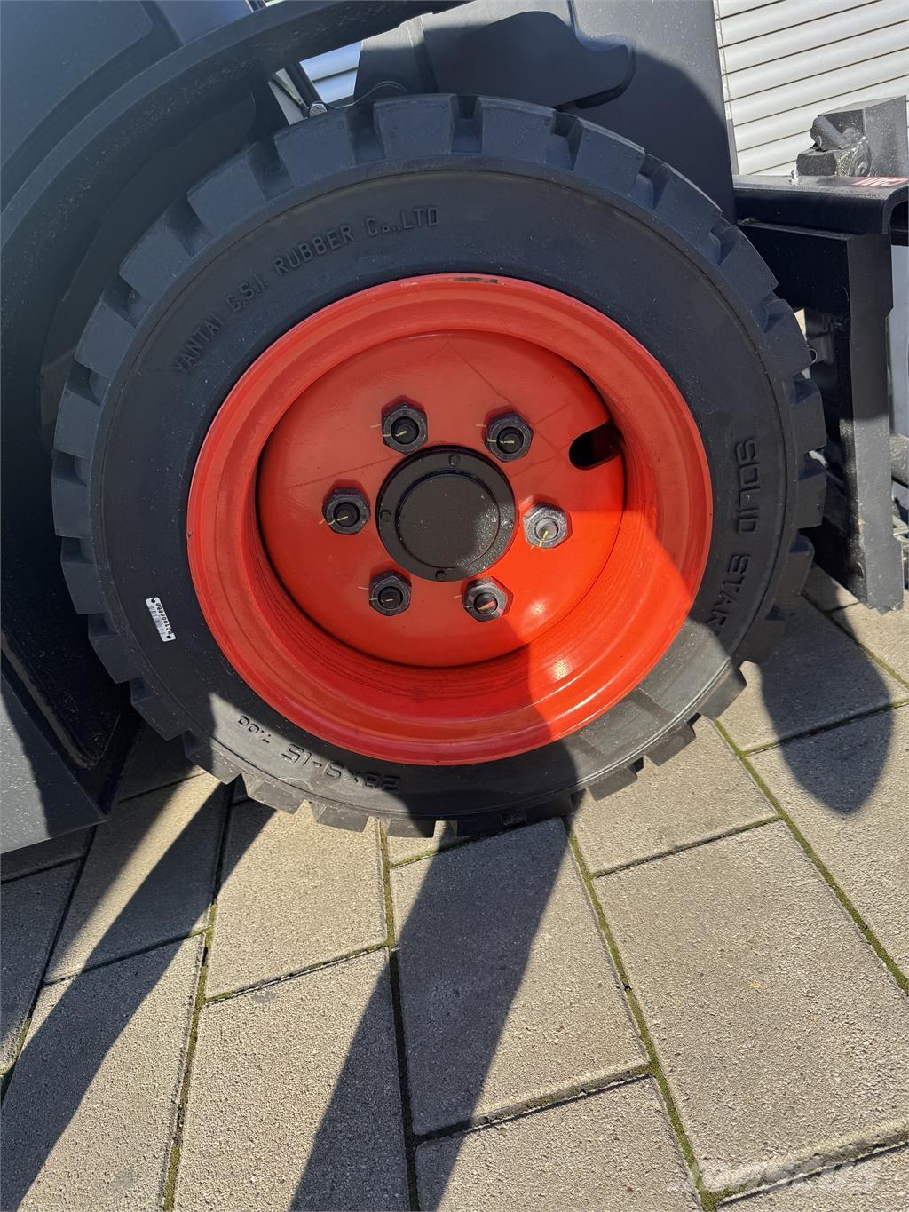 Bobcat D25NXS Dieselové vozíky