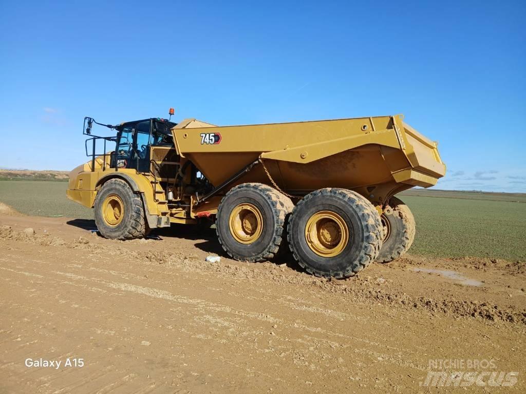 CAT 745 Kloubové dempry