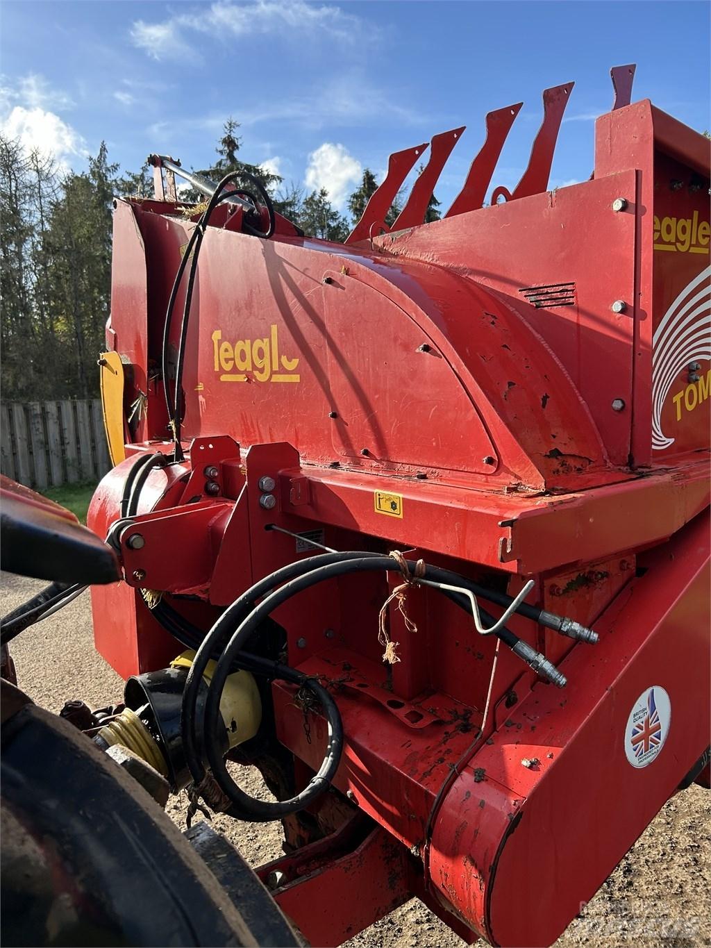 TEAGLE TOMAHAWK 808S Drtiče a řezače balíků