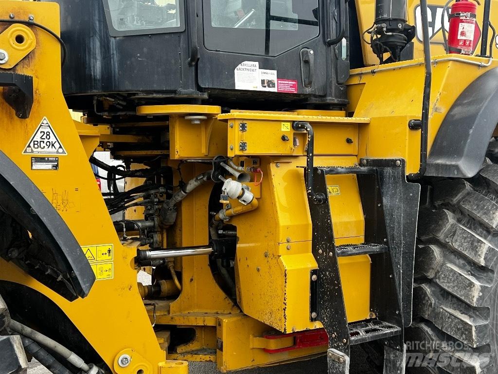 CAT 982 M Kolové nakladače