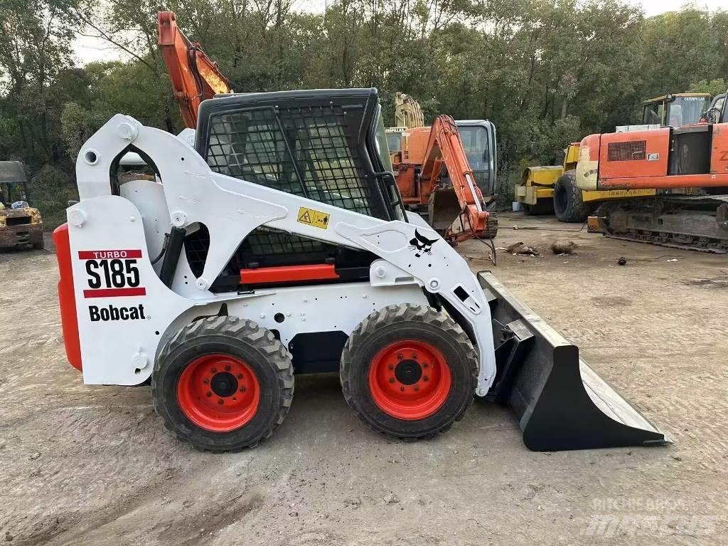 Bobcat S 185 Smykem řízené nakladače