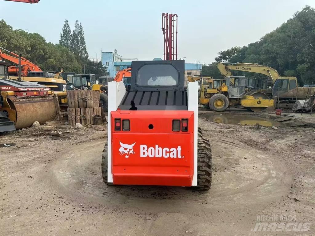 Bobcat S 185 Smykem řízené nakladače