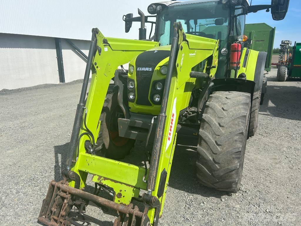 CLAAS Arion 440 Traktory