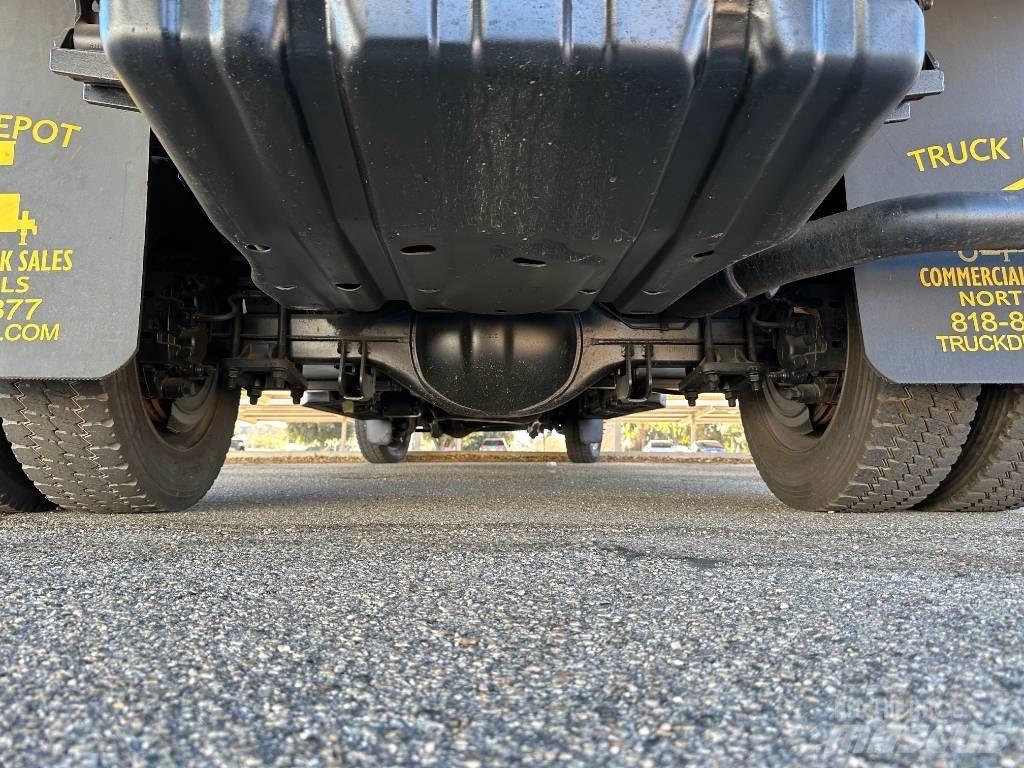 Ford F 550 SD Vozy na dřevní štěpku