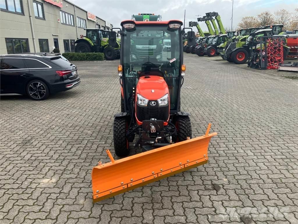 Kubota B2231 %SALE!% Kompaktní traktory