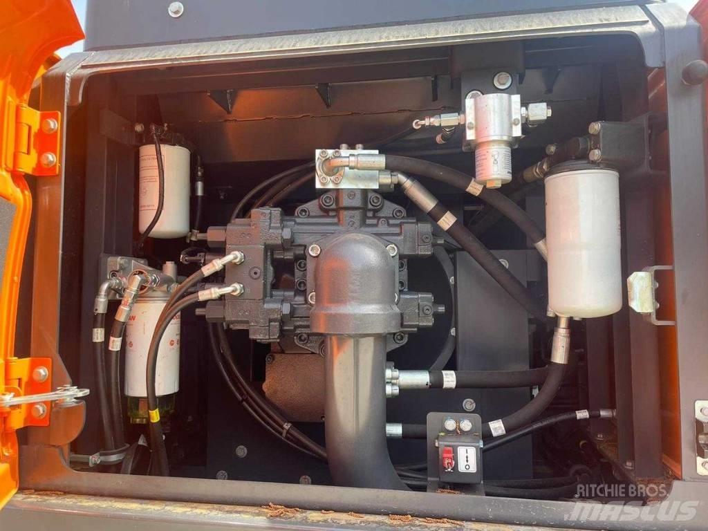 Doosan DX 350 LC-7 Pásová rýpadla
