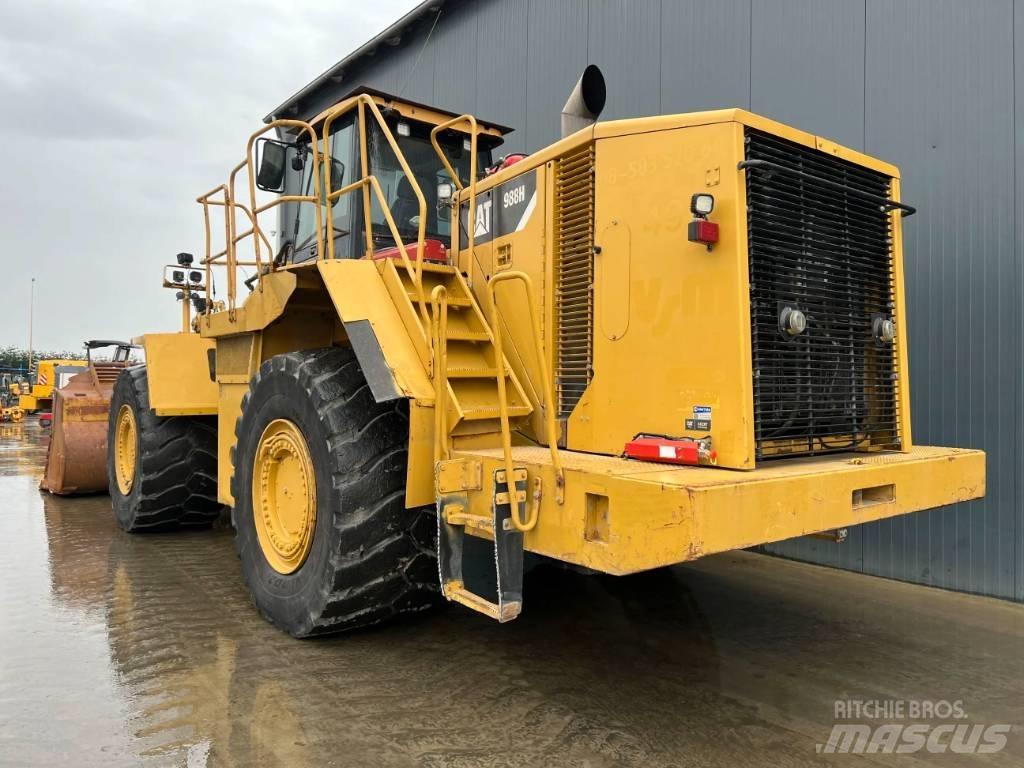 CAT 988H Kolové nakladače