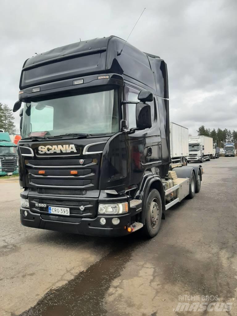 Scania R 560 Hákový nosič kontejnerů