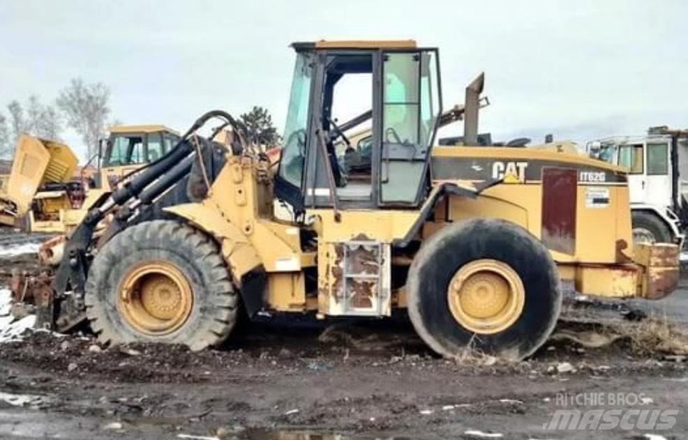 CAT IT 62 G Kolové nakladače