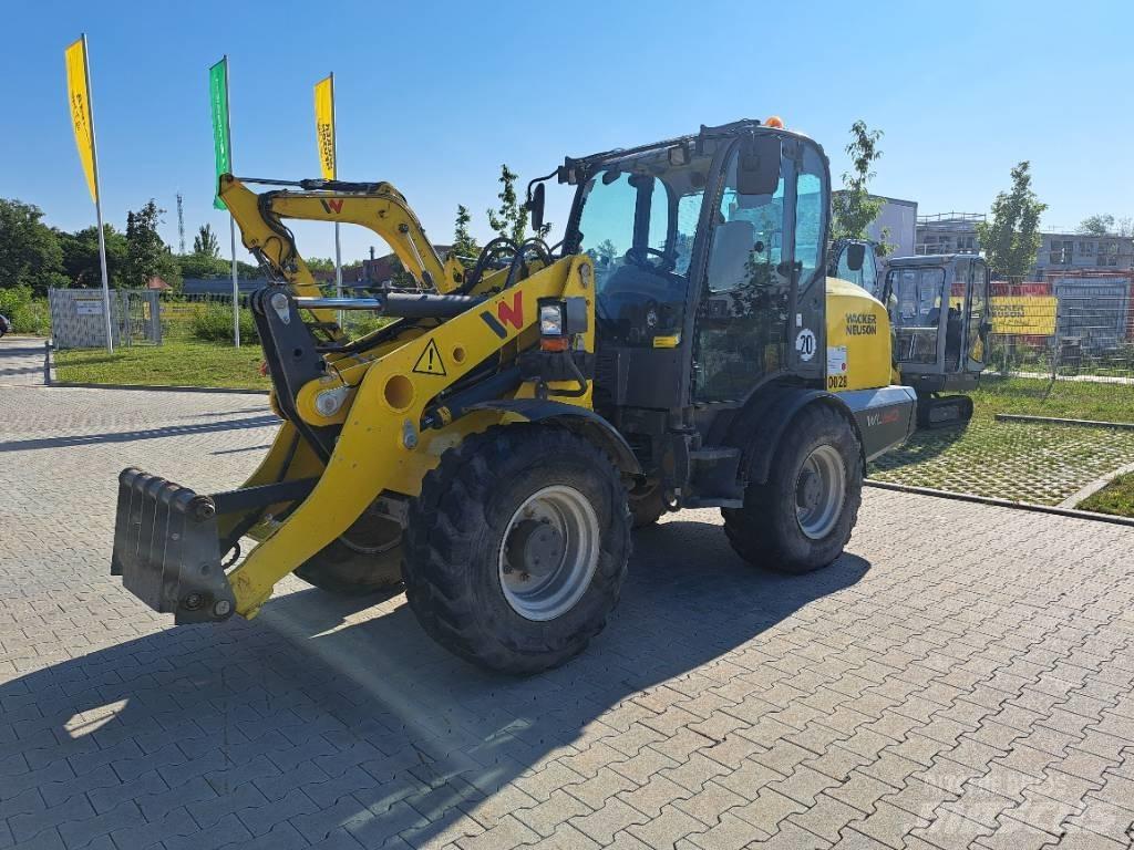 Wacker Neuson WL60 Kolové nakladače