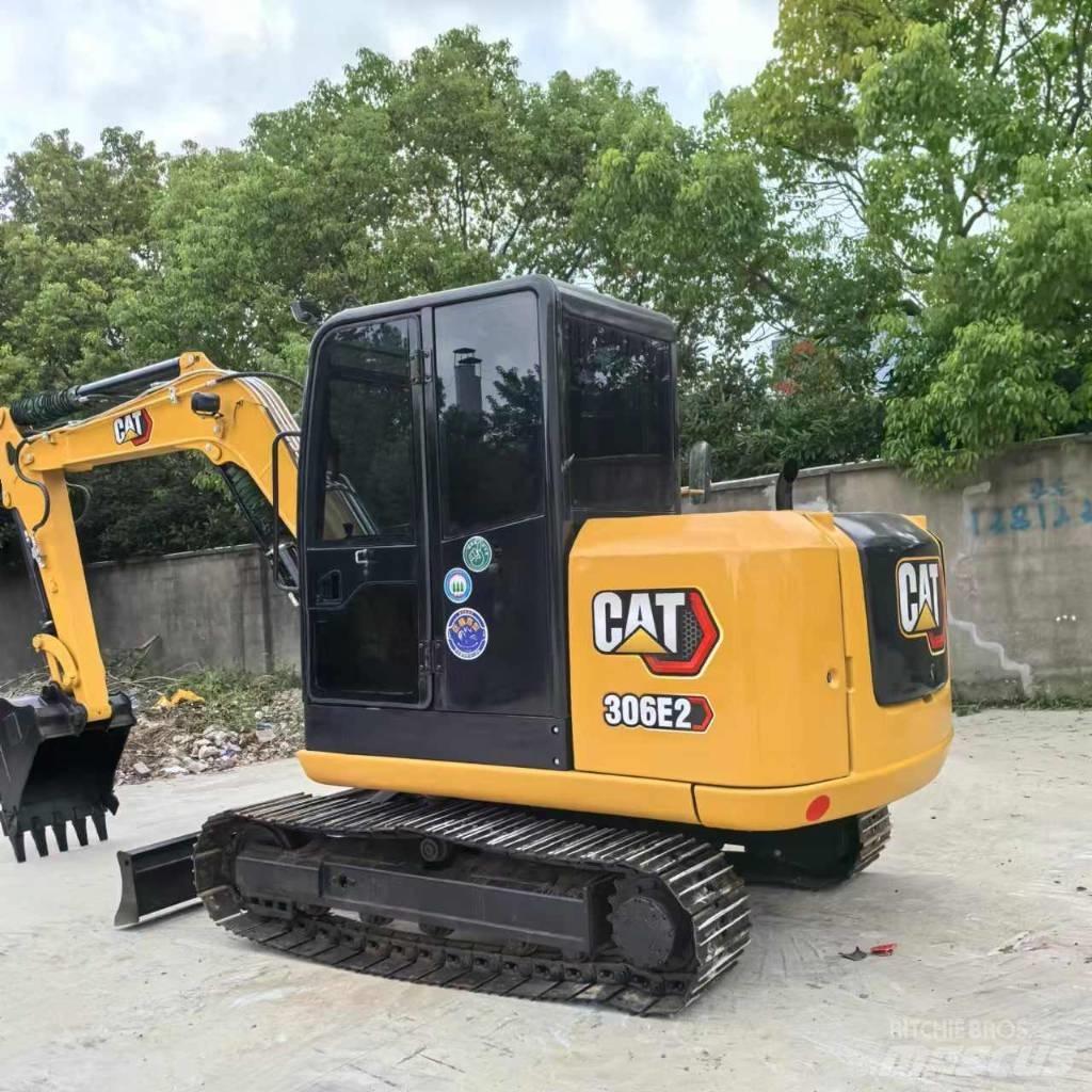 CAT 306E2 Mini rýpadla < 7t