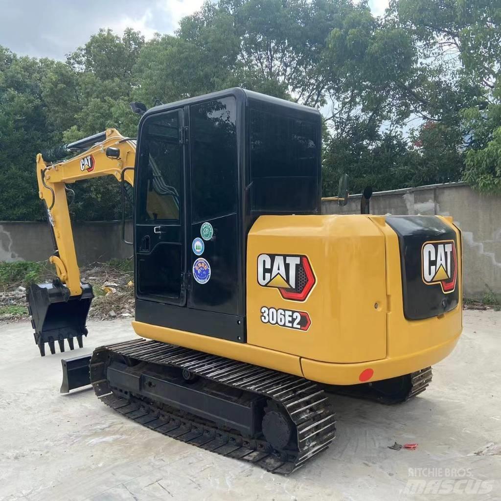 CAT 306E2 Mini rýpadla < 7t