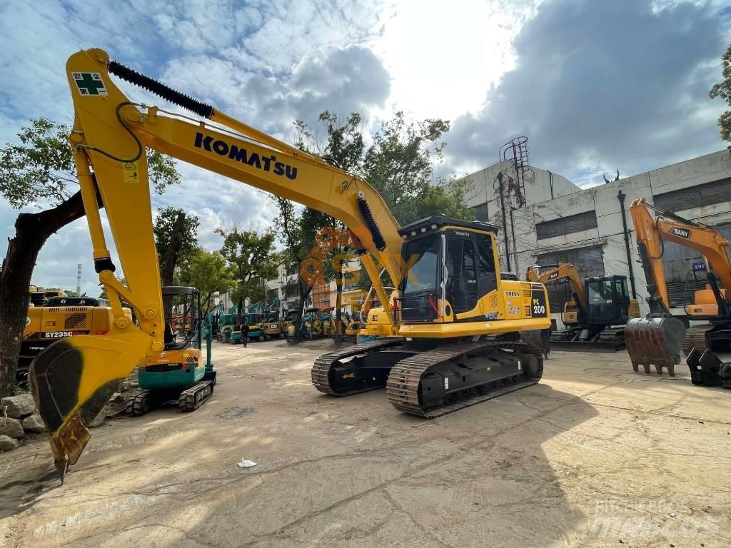 Komatsu PC 200-8 Pásová rýpadla