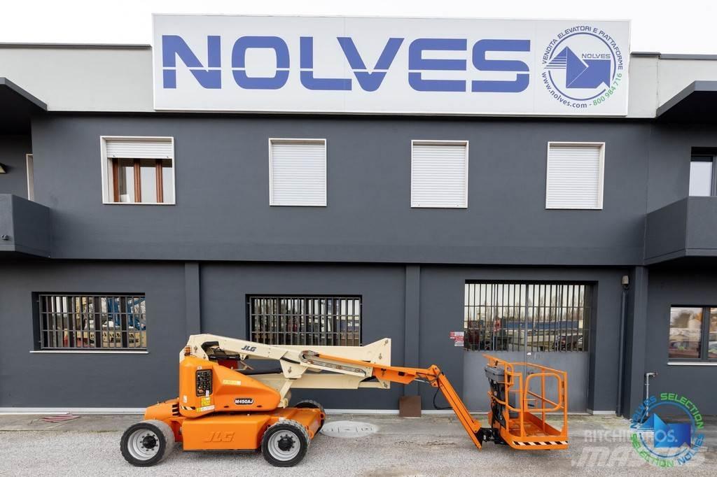 JLG M450AJ Kloubové plošiny
