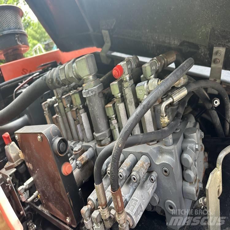 Kubota 183-3 Pásová rýpadla