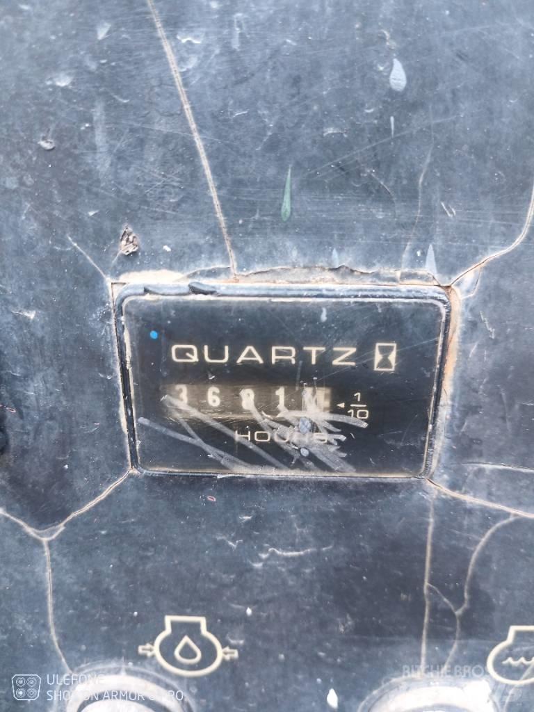 JLG 3394 RT Nůžková zvedací plošina