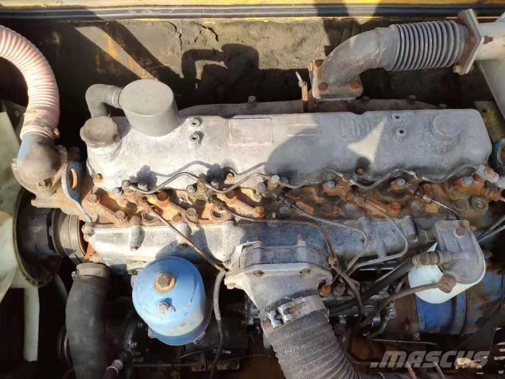 Hyundai 210-5 Pásová rýpadla