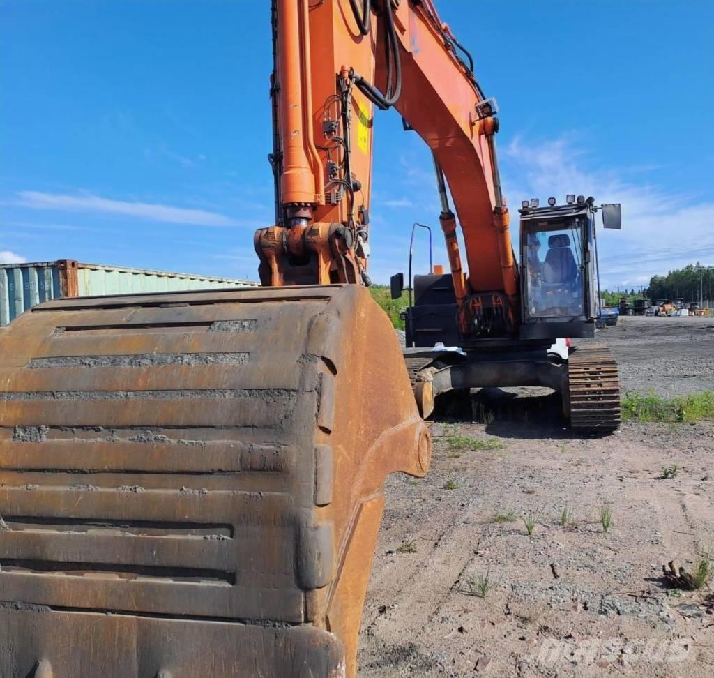 Hitachi ZX 350 LC Pásová rýpadla