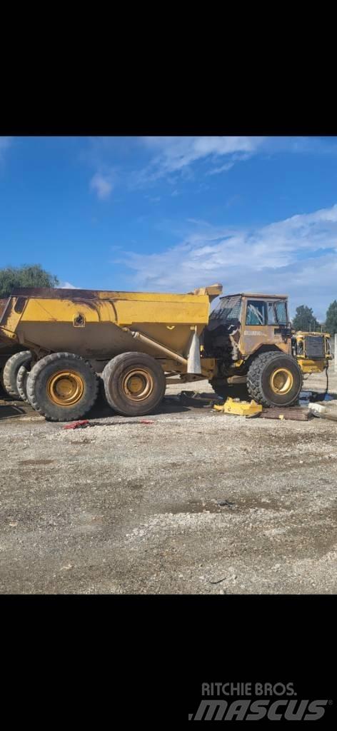 Volvo A25C Kloubové dempry
