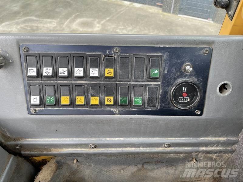 Volvo L 70 C Kolové nakladače