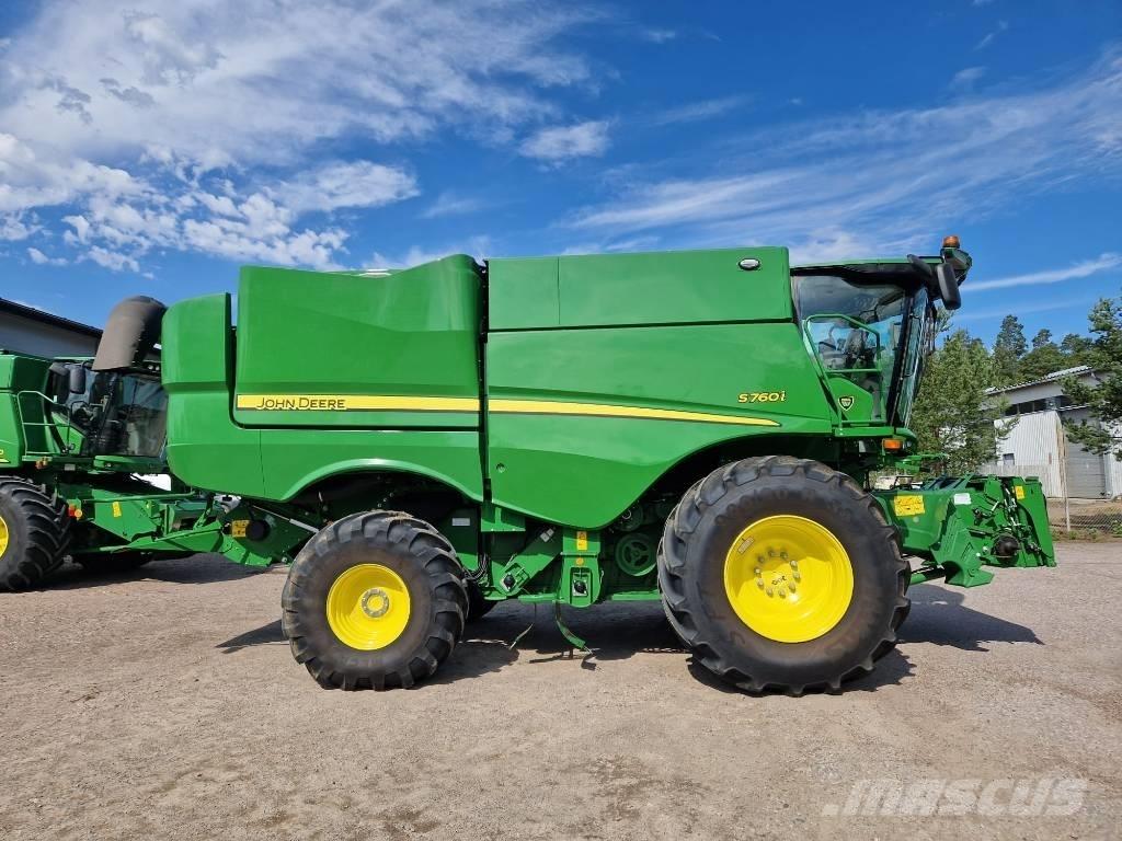 John Deere S760 Sklízecí mlátičky