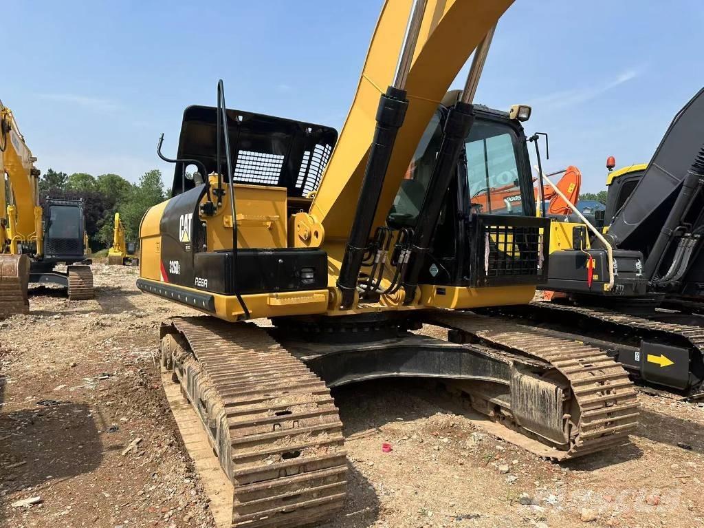 CAT 326 Pásová rýpadla