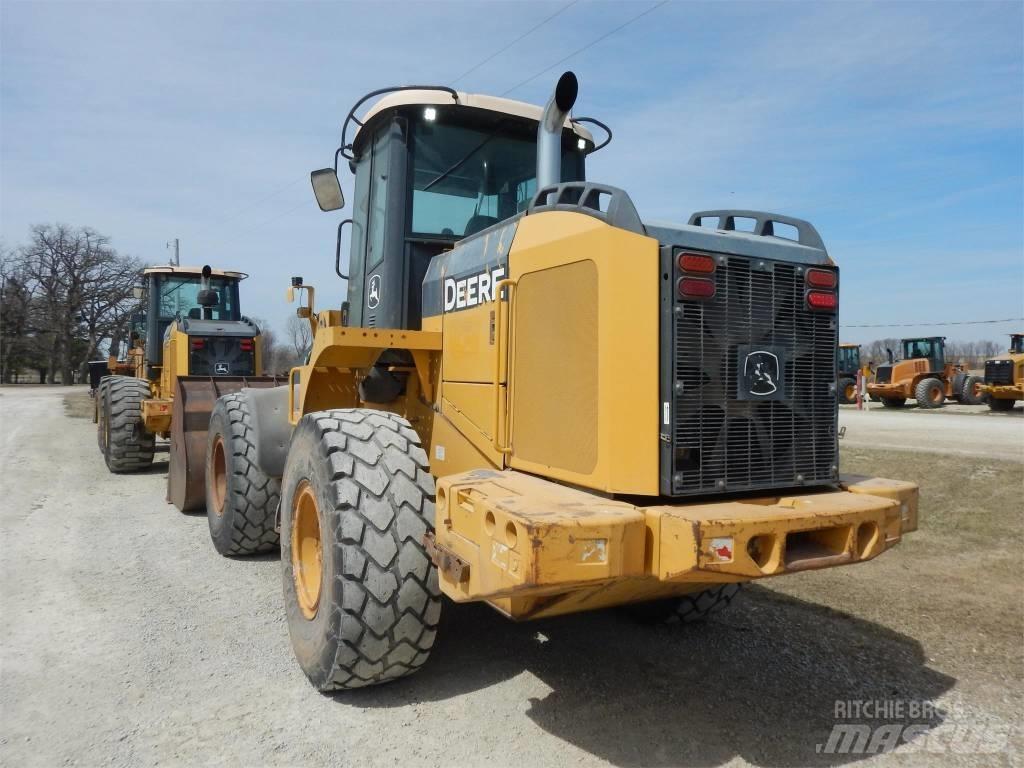John Deere 624K Kolové nakladače